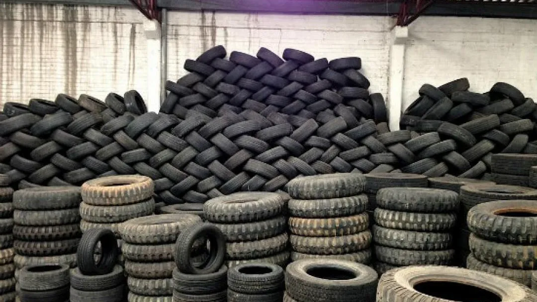 Large used tire inventory